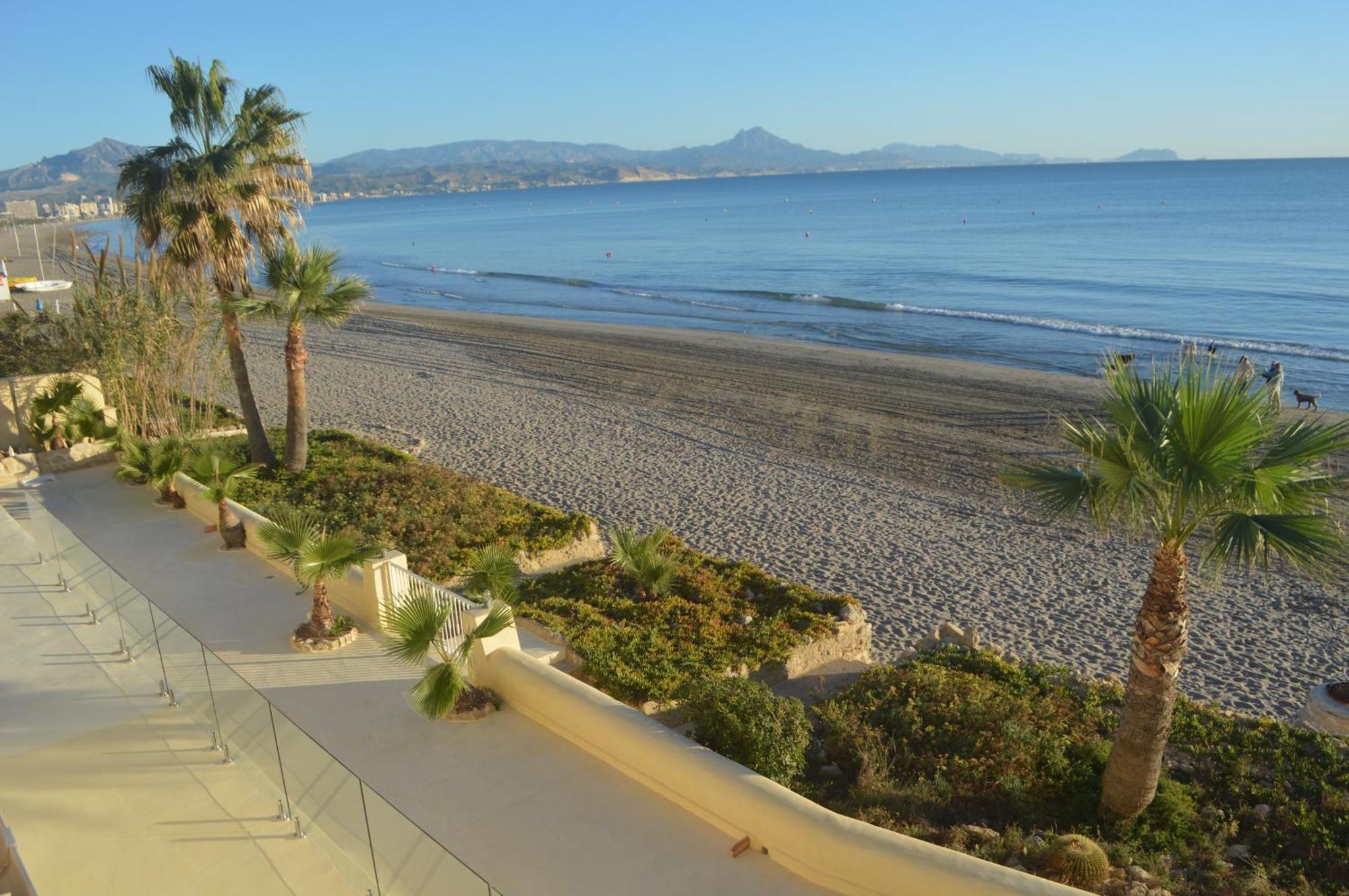 Excepcional Apartamento Loft A Pie De Playa En Chalet Roquetes 알리칸테 외부 사진