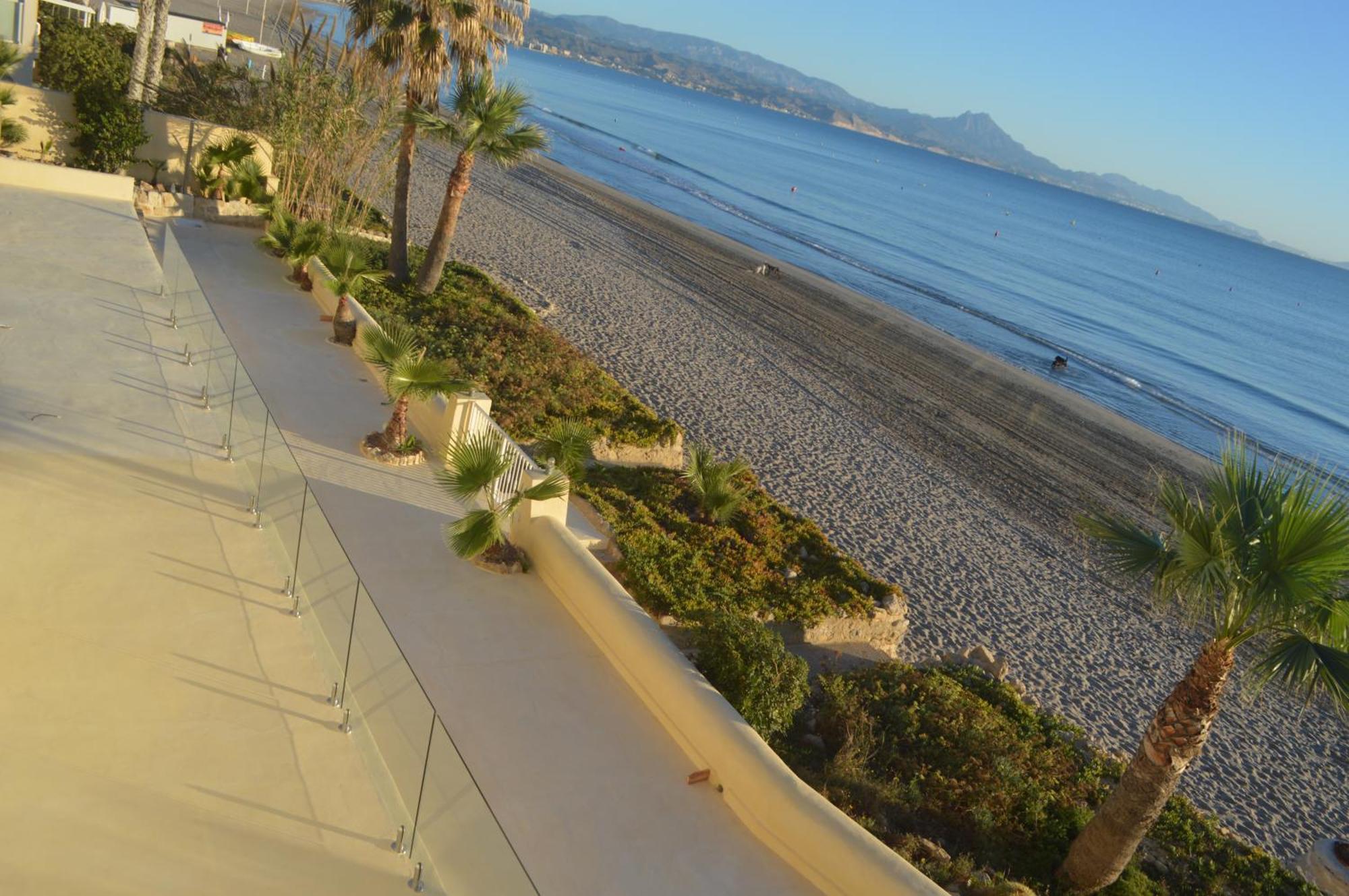 Excepcional Apartamento Loft A Pie De Playa En Chalet Roquetes 알리칸테 외부 사진