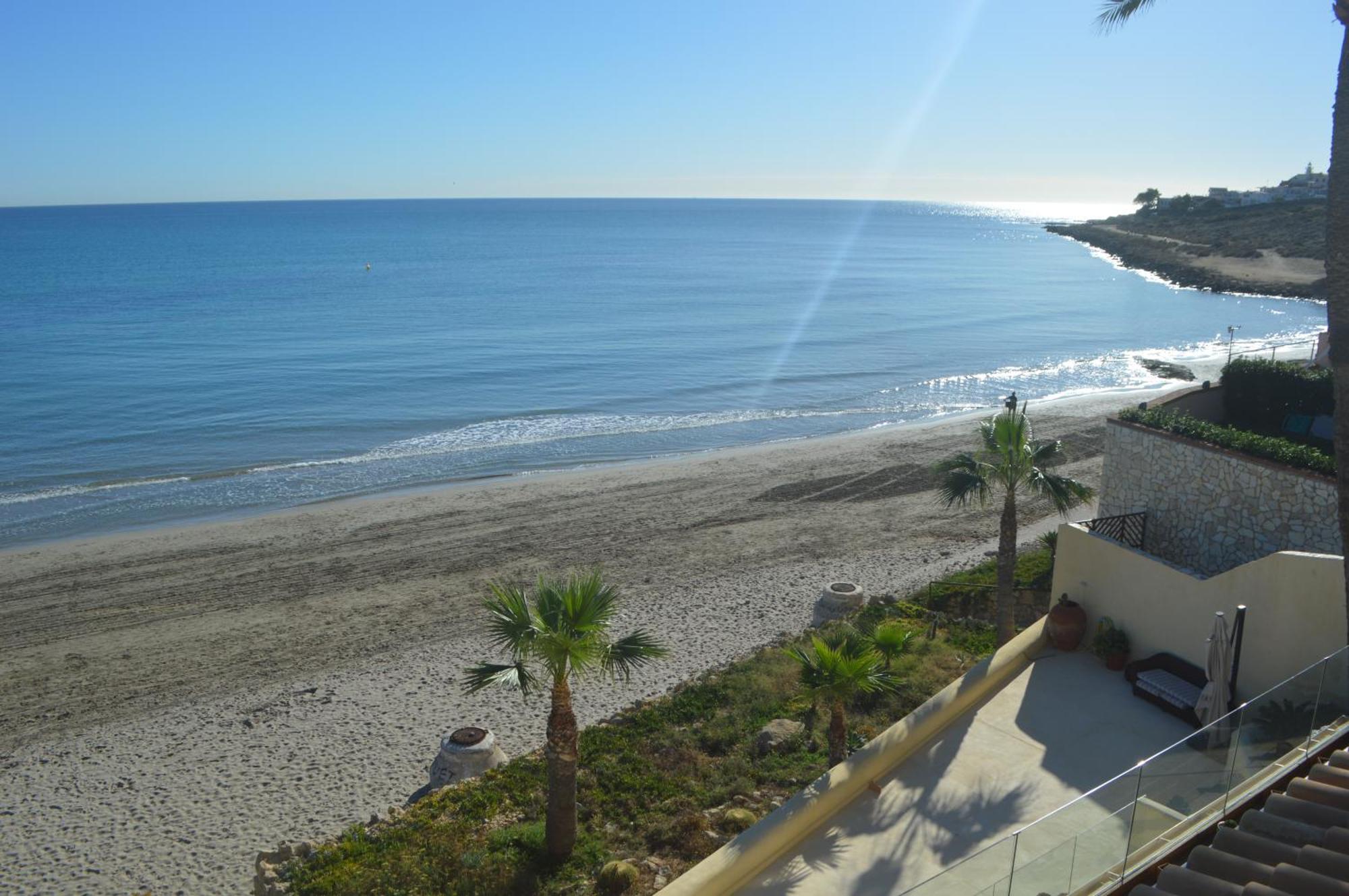 Excepcional Apartamento Loft A Pie De Playa En Chalet Roquetes 알리칸테 외부 사진