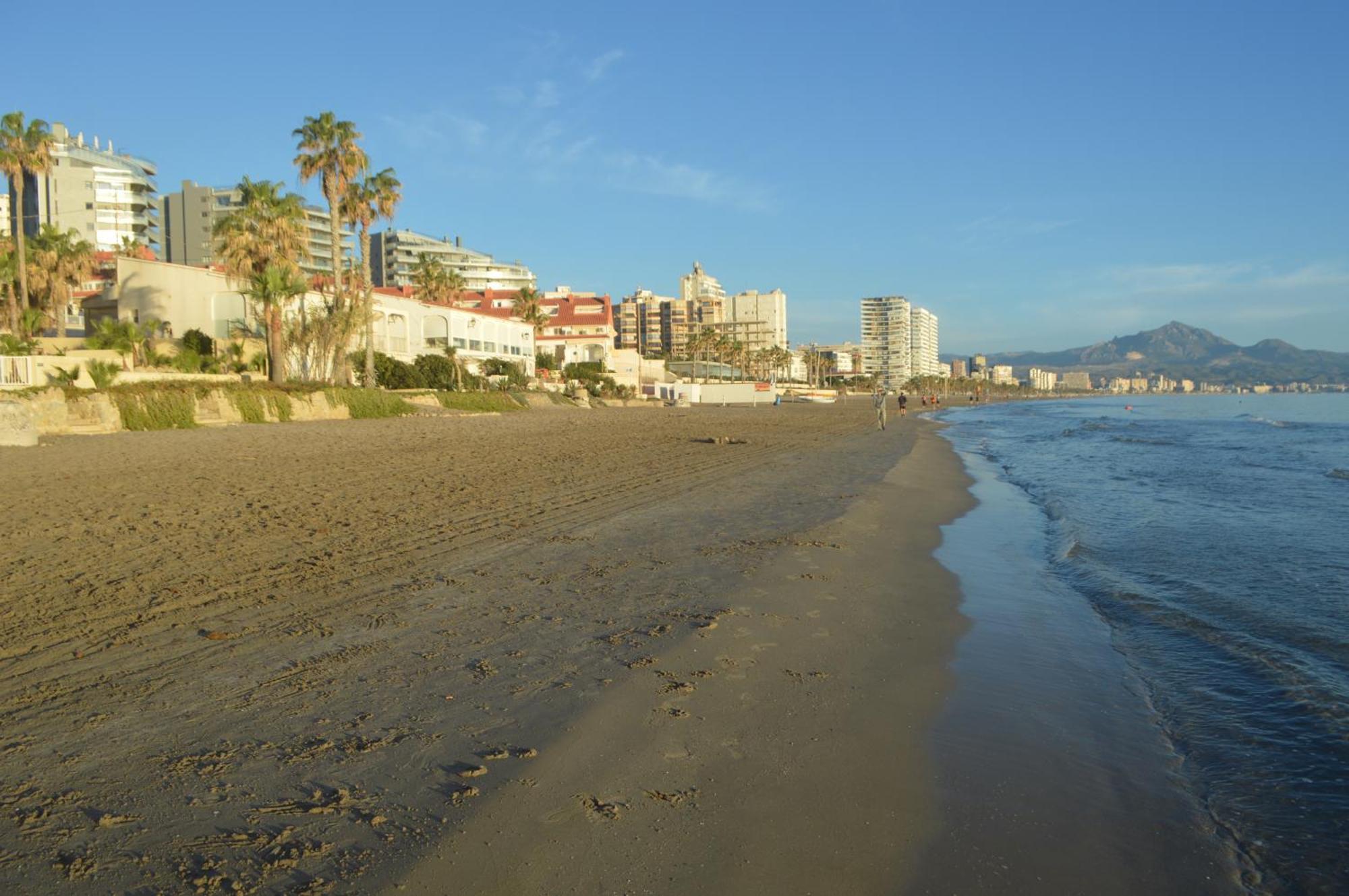 Excepcional Apartamento Loft A Pie De Playa En Chalet Roquetes 알리칸테 외부 사진