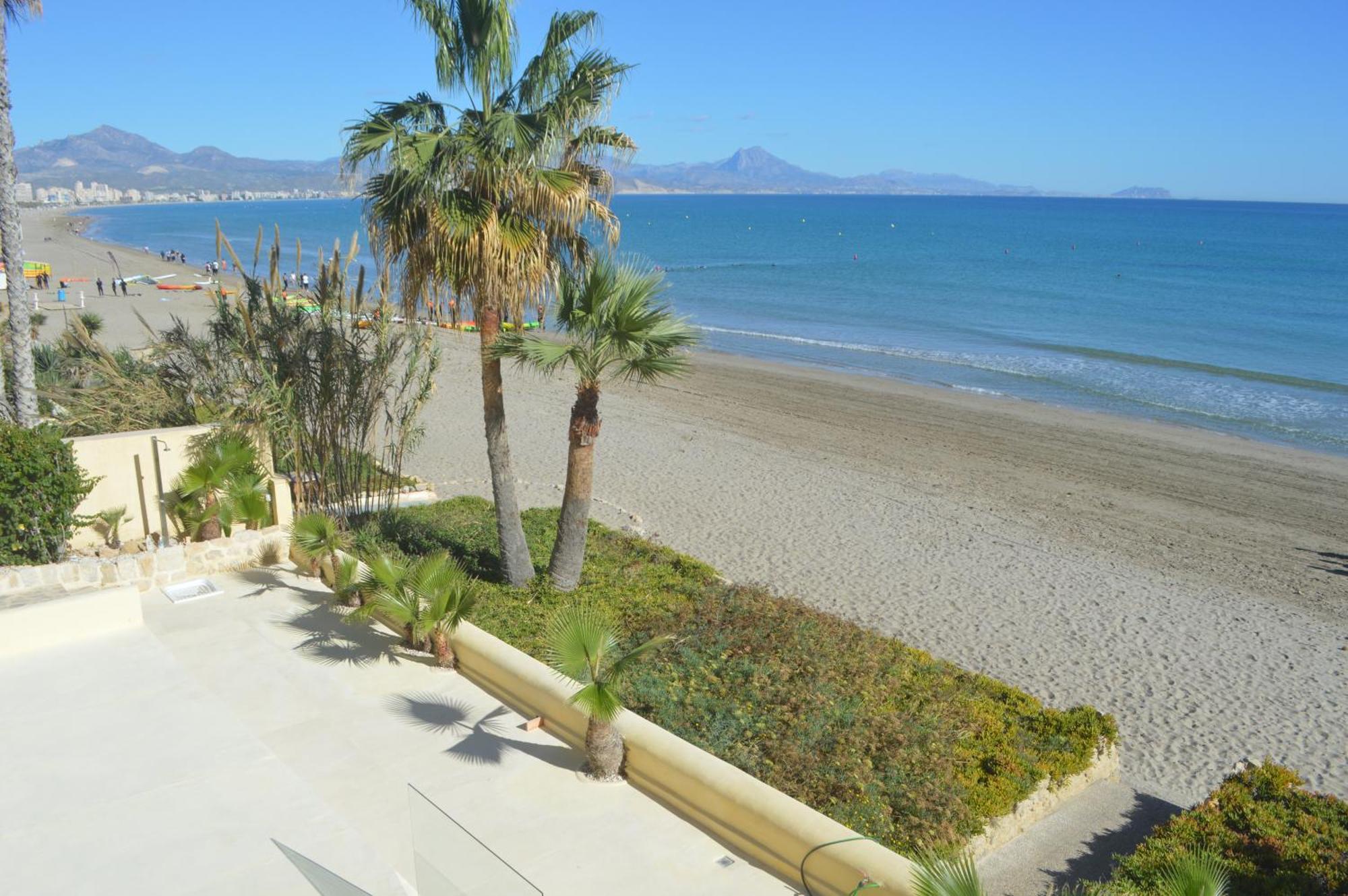 Excepcional Apartamento Loft A Pie De Playa En Chalet Roquetes 알리칸테 외부 사진