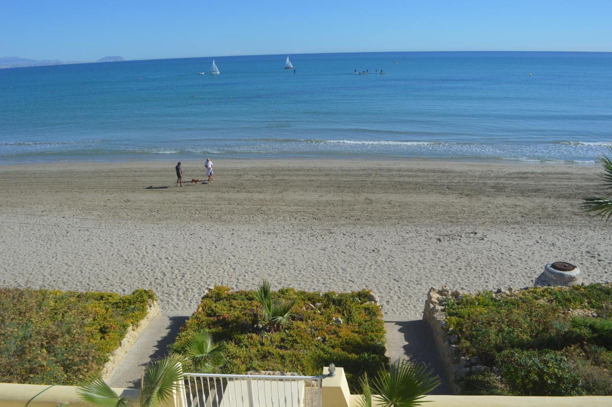 Excepcional Apartamento Loft A Pie De Playa En Chalet Roquetes 알리칸테 외부 사진